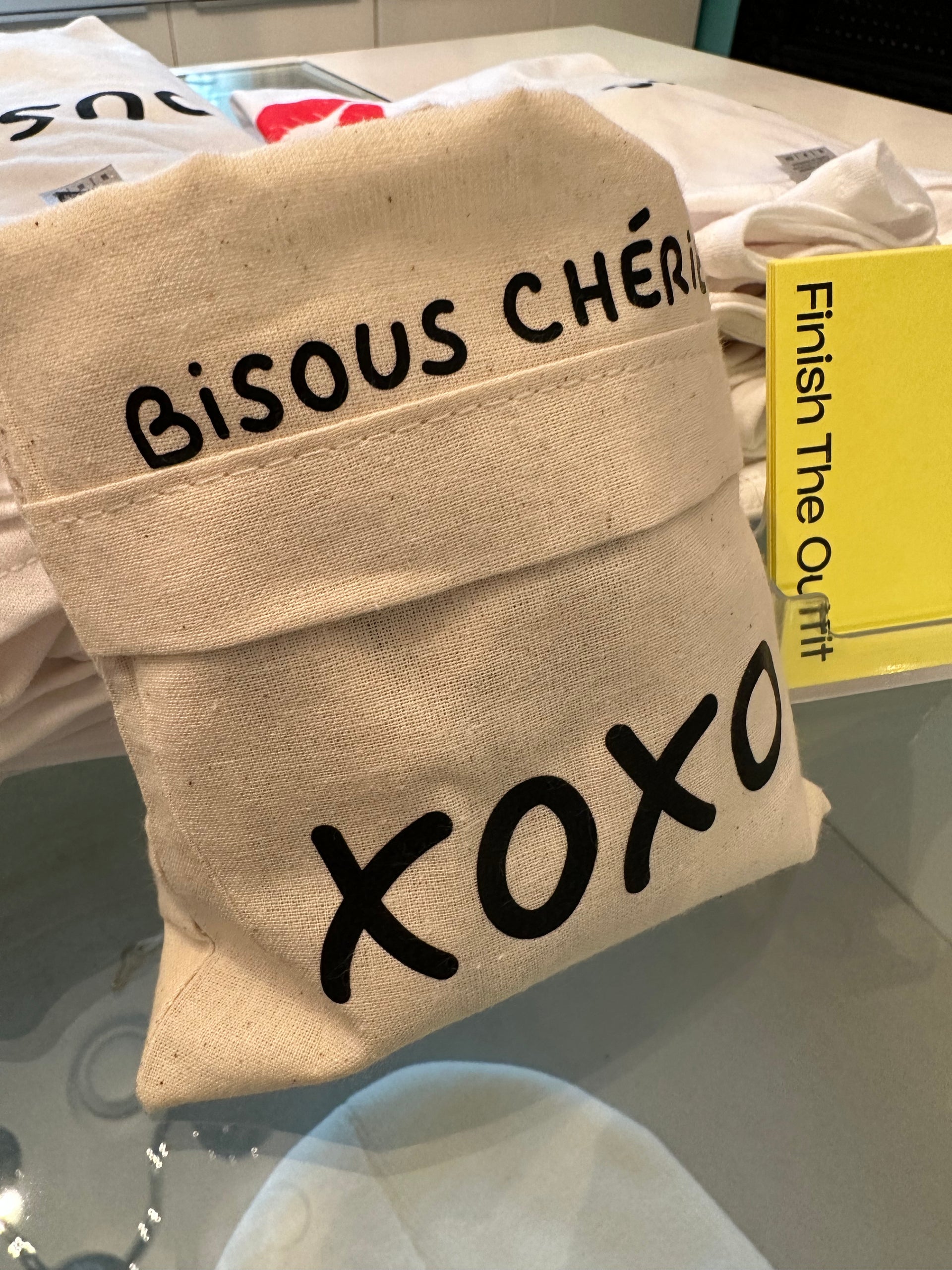 Chapitre 2- Bisous Cherie- Bag